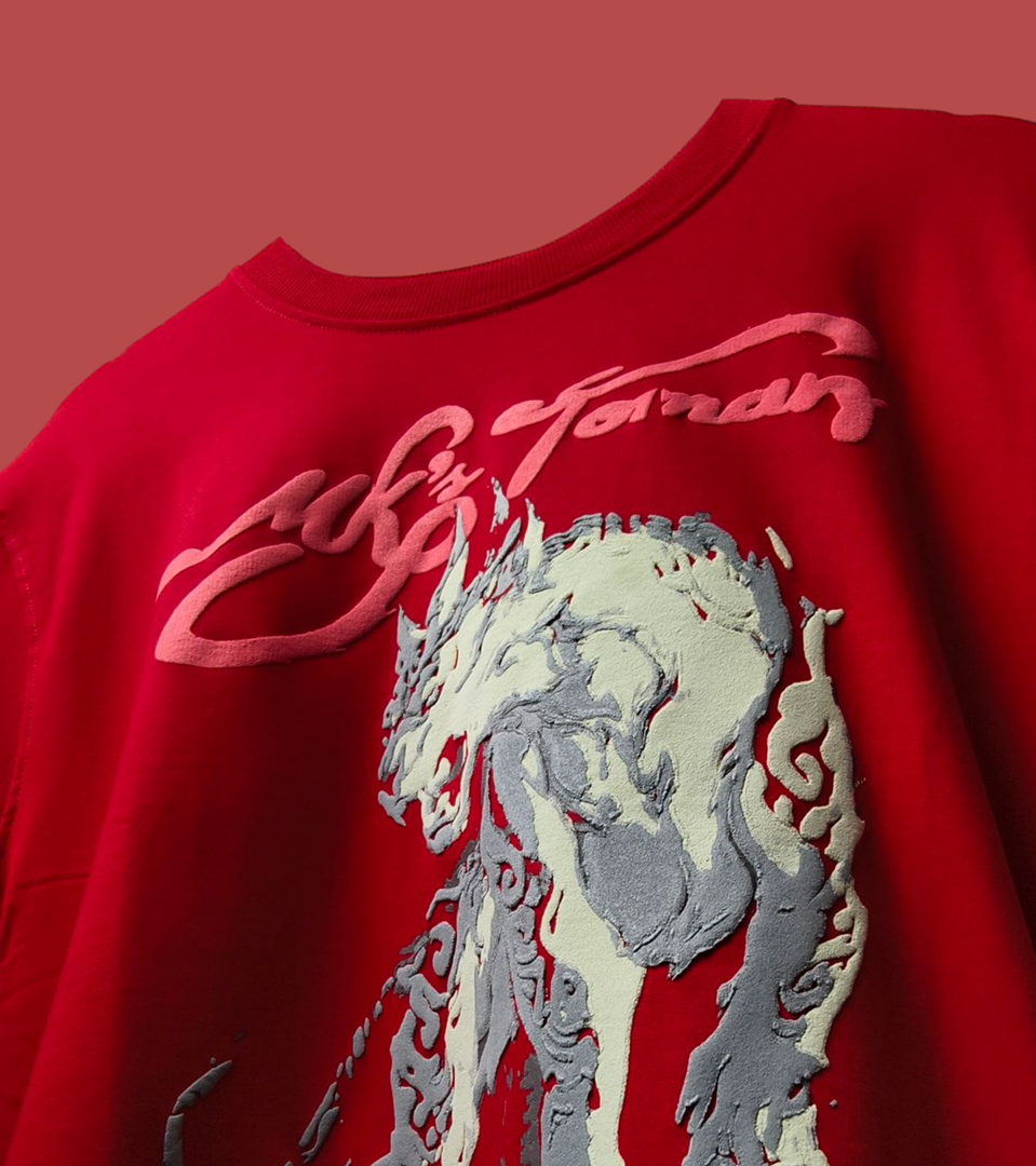 RED WILD RESIGN STREETWEAR T-SHIRT